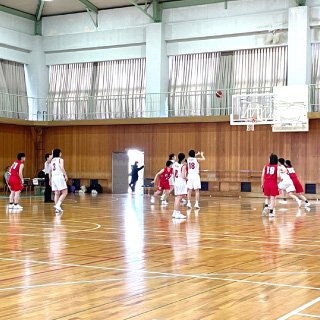 女子バスケットボール部初戦快勝