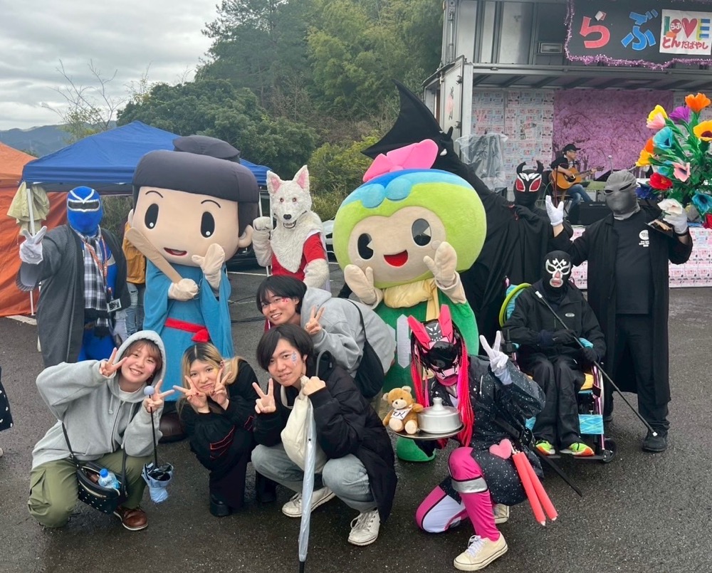 「軽音楽部」が地域イベント”LOVEとんだばやし”に参加しました!