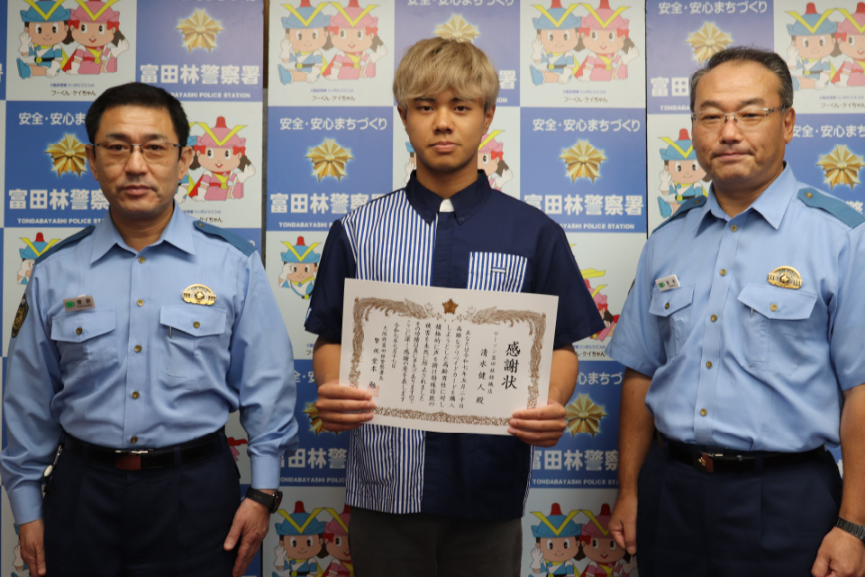 清水健人さんに学長表彰授与