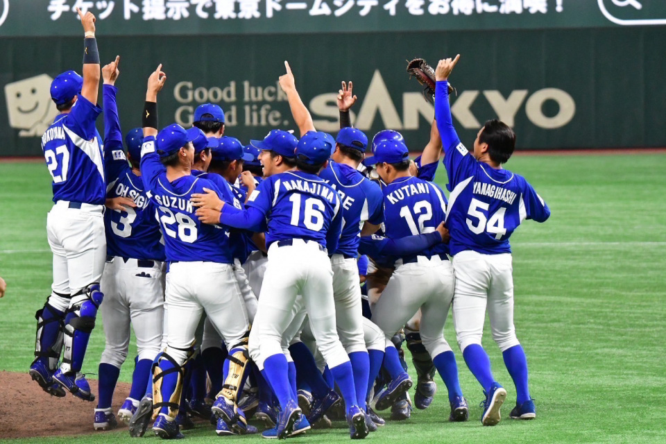 本学卒業生九谷瑠選手、都市対抗野球大会優勝&橋戸賞受賞!