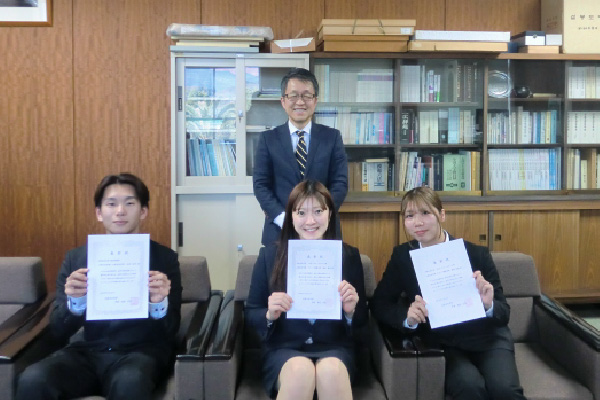 学長表彰授与式（課外活動）が執り行われました